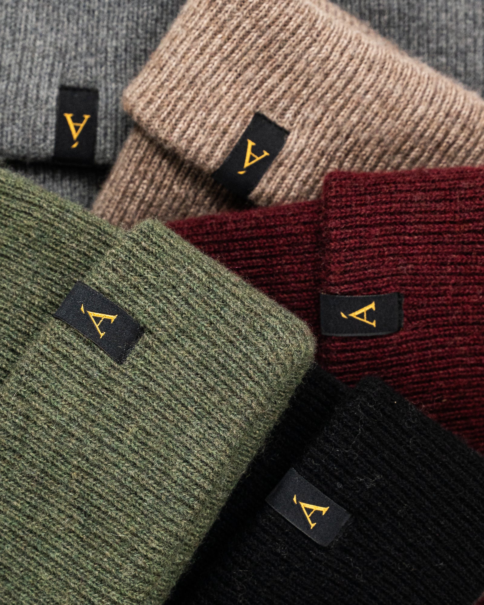 Recycled Cashmere Toque - Image 20