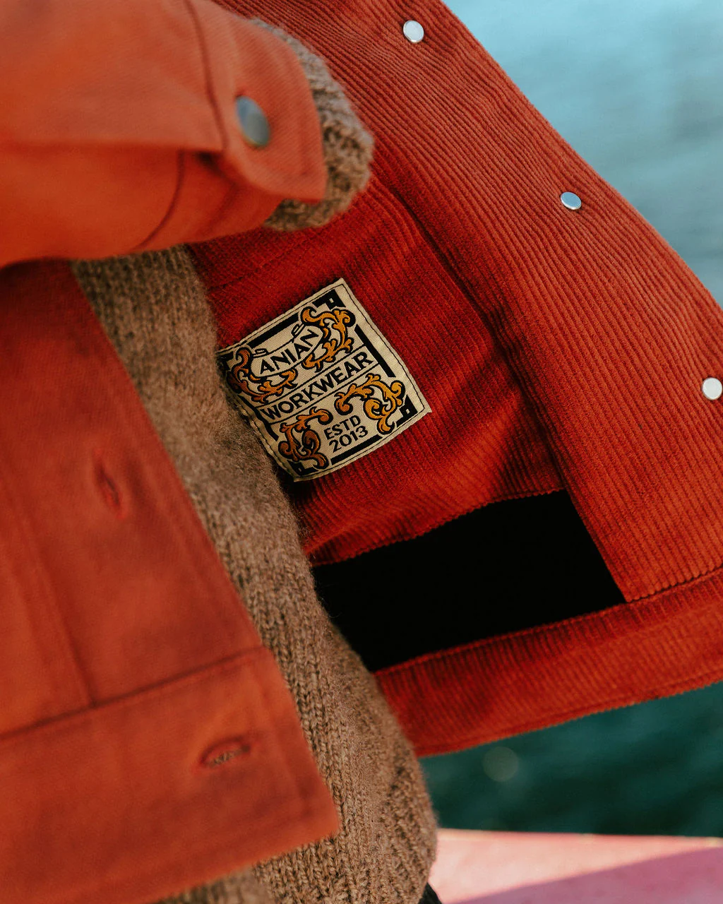 The Barn Coat (W) - Image 7