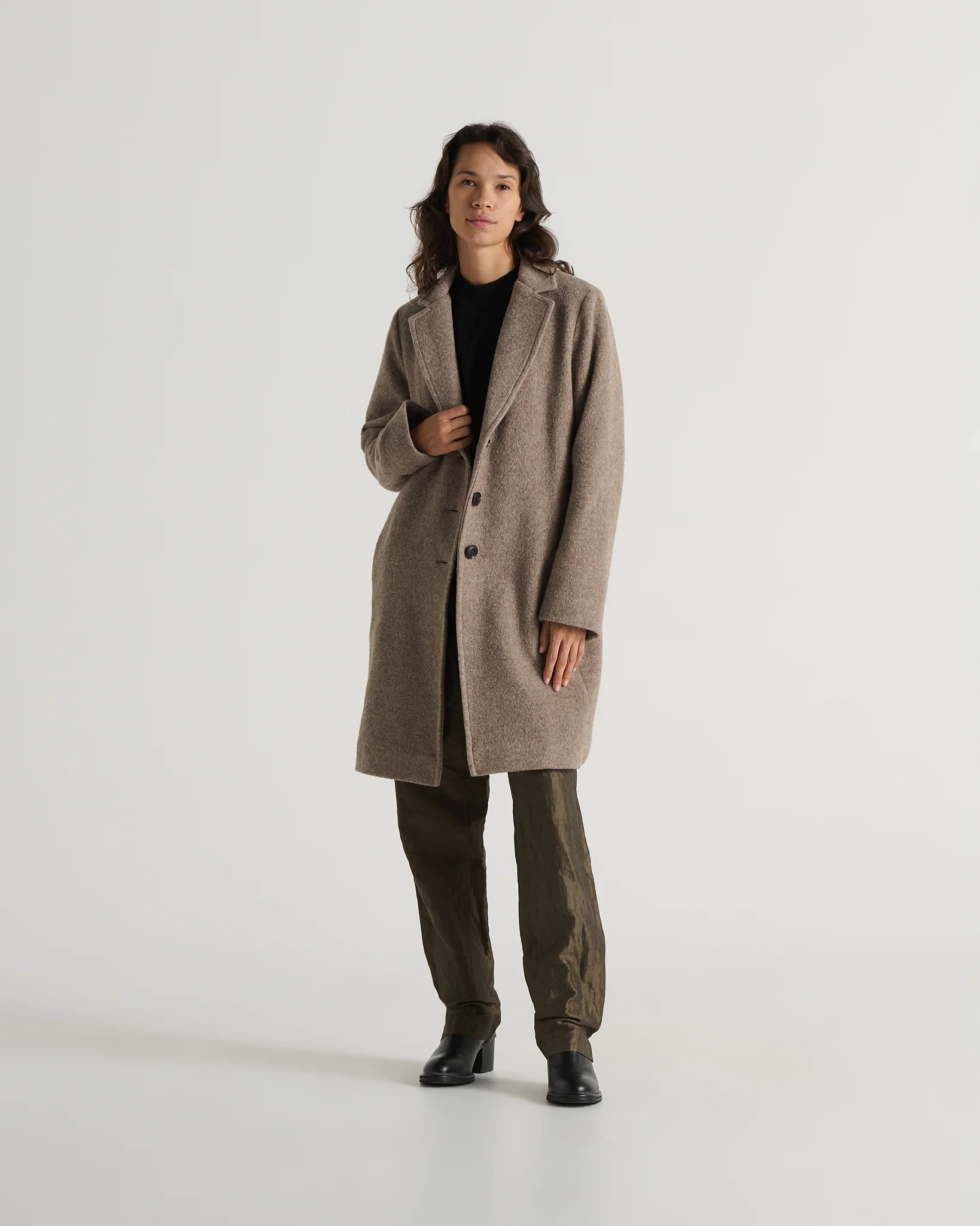 The Cordova Coat - Image 25