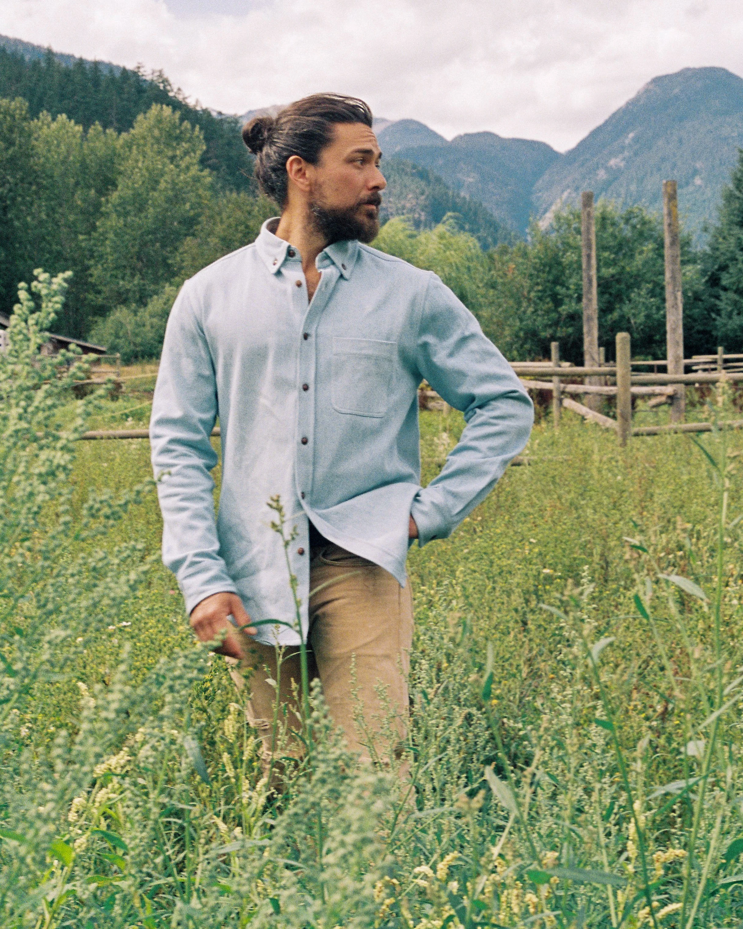 The Denim Shirt (M) - Image 16